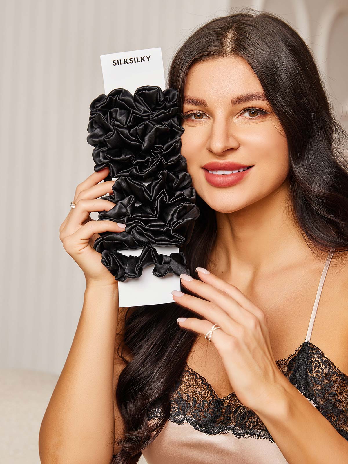[Svart] SilkSilky-NO 19Momme Scrunchie 001