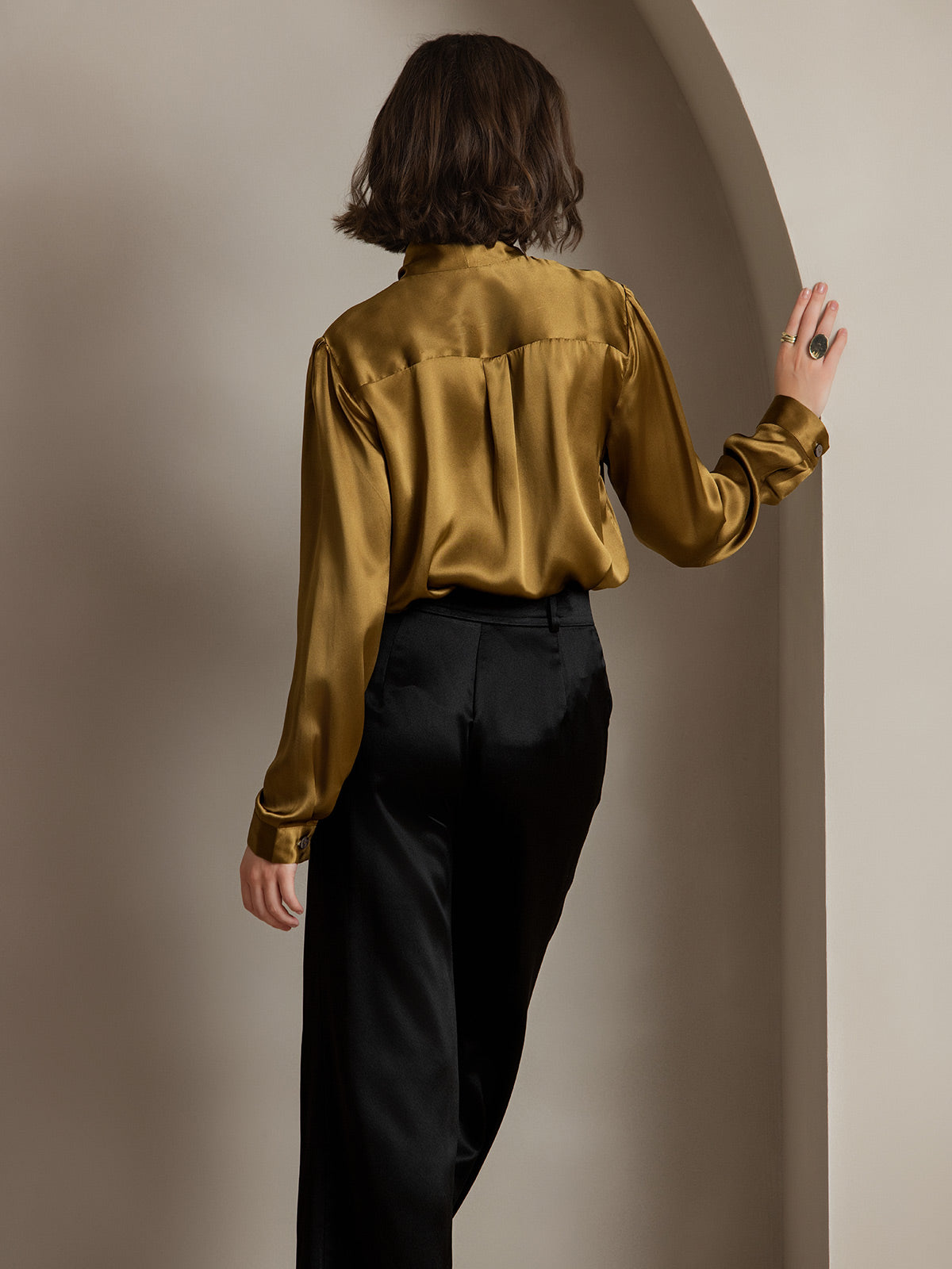 [Brun] SilkSilky-NO 19Momme Silke Long Sleeve Tie Neck Skjorte for Kvinner 002