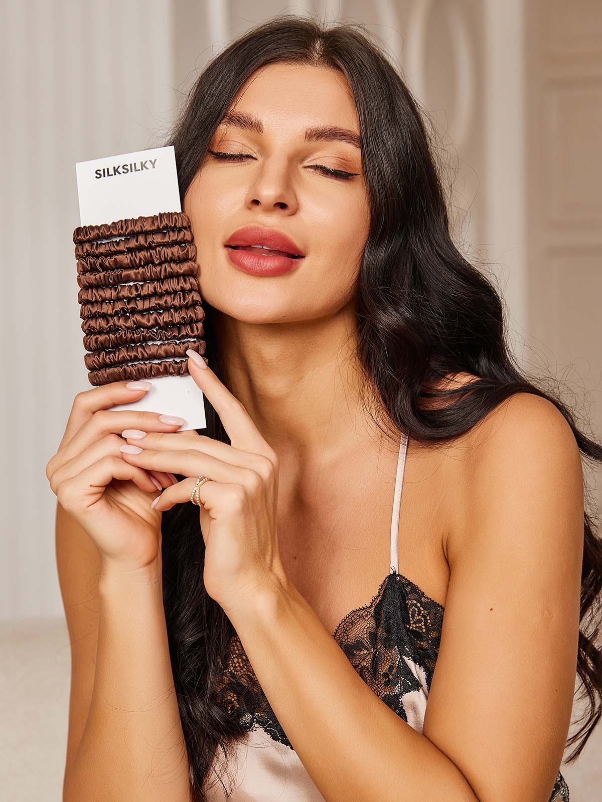 [Kaffe] SilkSilky-NO 19Momme Scrunchie 002