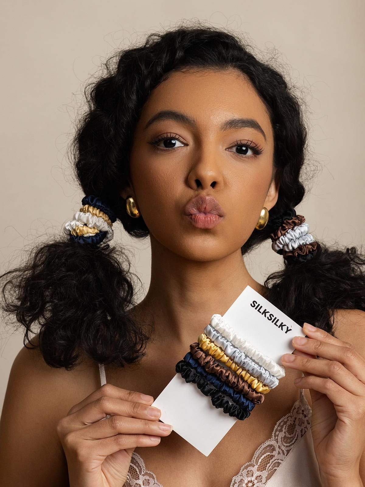 [Group1] SilkSilky-NO Scrunchie 001