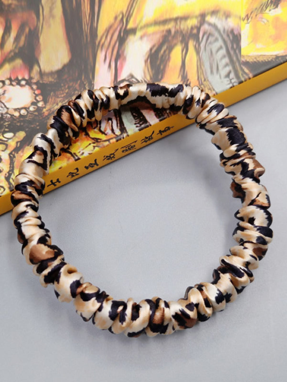 [Leopard] SilkSilky-NO 19Momme Scrunchie 004