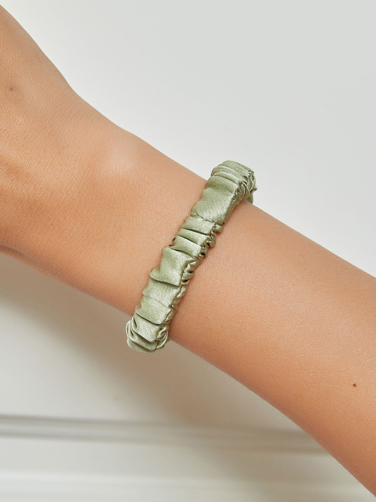 [Mintgrønn] SilkSilky-NO 19Momme Scrunchie 001