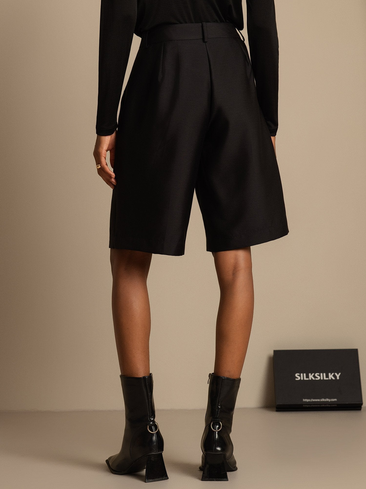 [Svart] SilkSilky-NO 32Momme Silk-Wool Blend Womens Shorts 002,