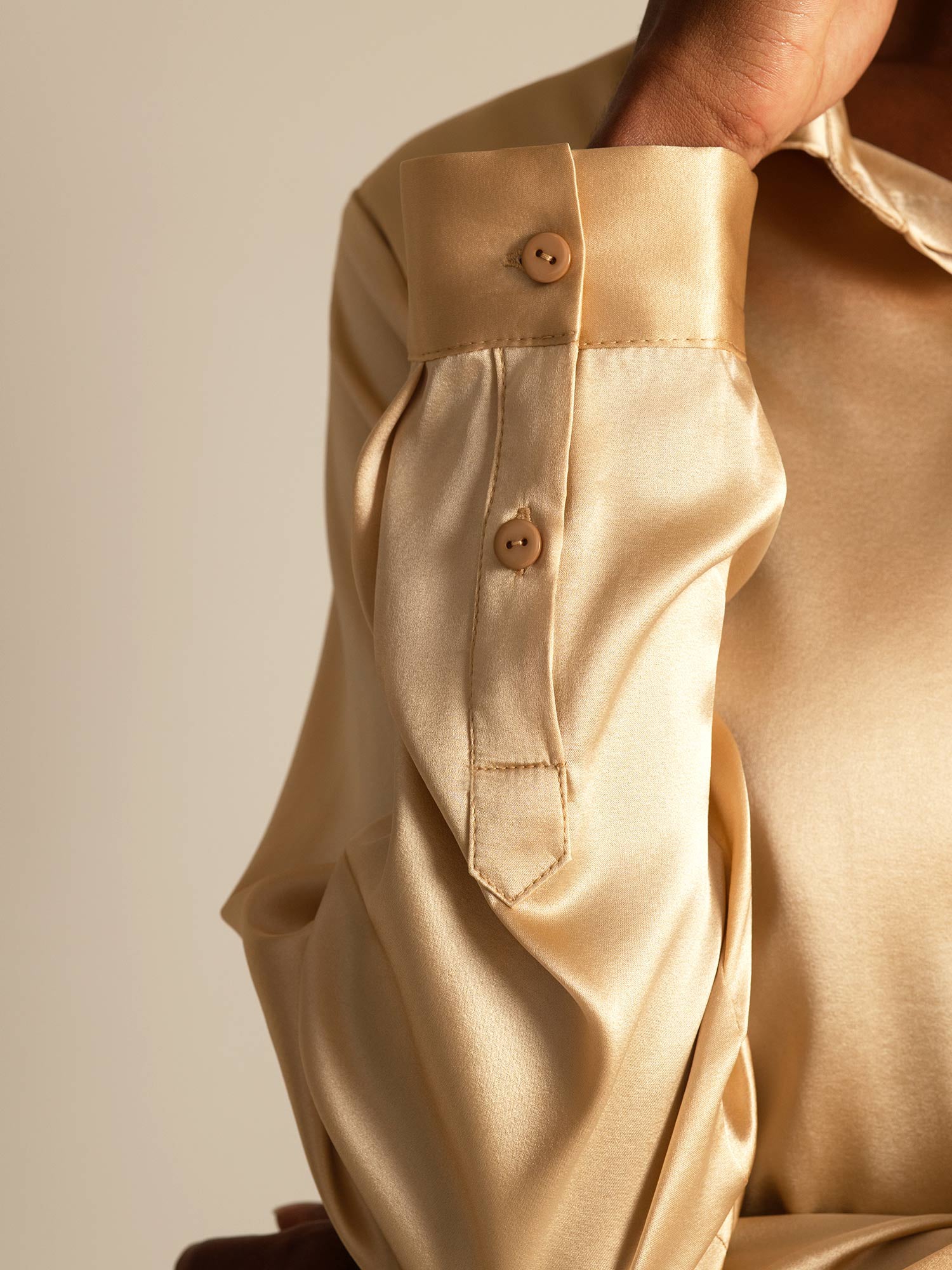 [Champagne] SilkSilky-NO 19Momme Silke Lapel Collar Skjorte for Kvinner 007