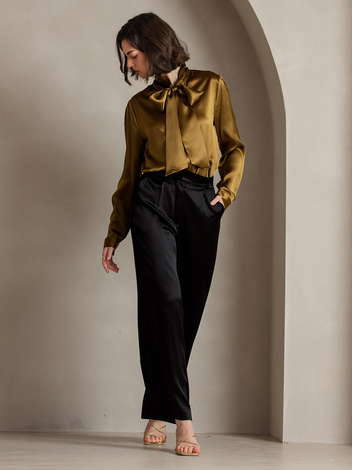 [Brun] SilkSilky-NO 19Momme Silke Long Sleeve Tie Neck Skjorte for Kvinner 007