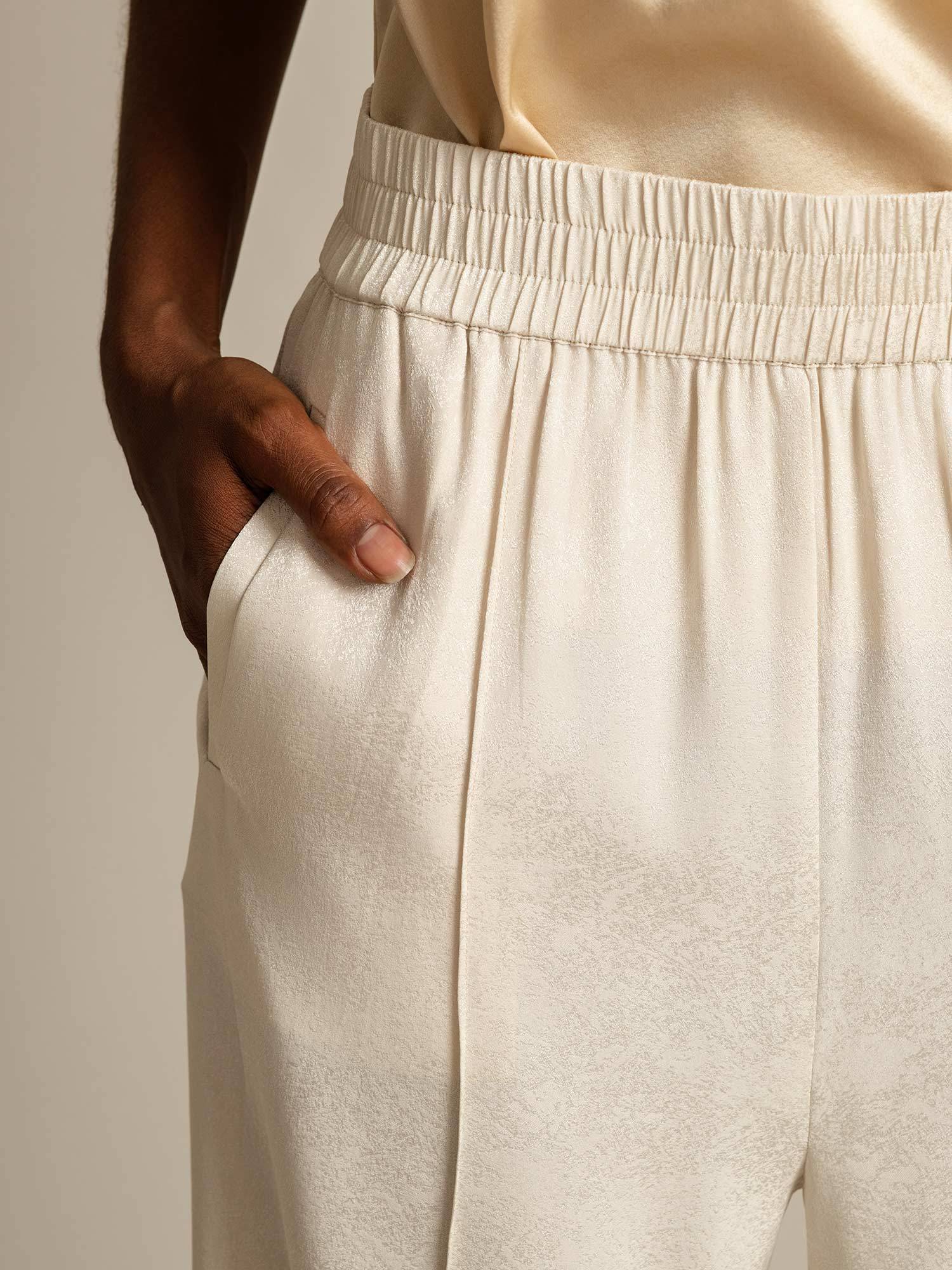 [Beige] SilkSilky-NO 22Momme Silke Womens Pants 004