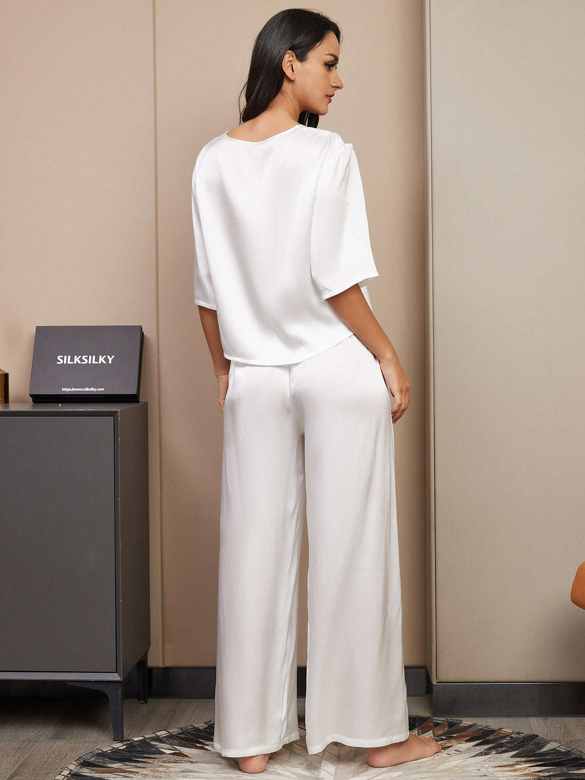 [Hvit] SilkSilky-NO Womens Pajamas 002