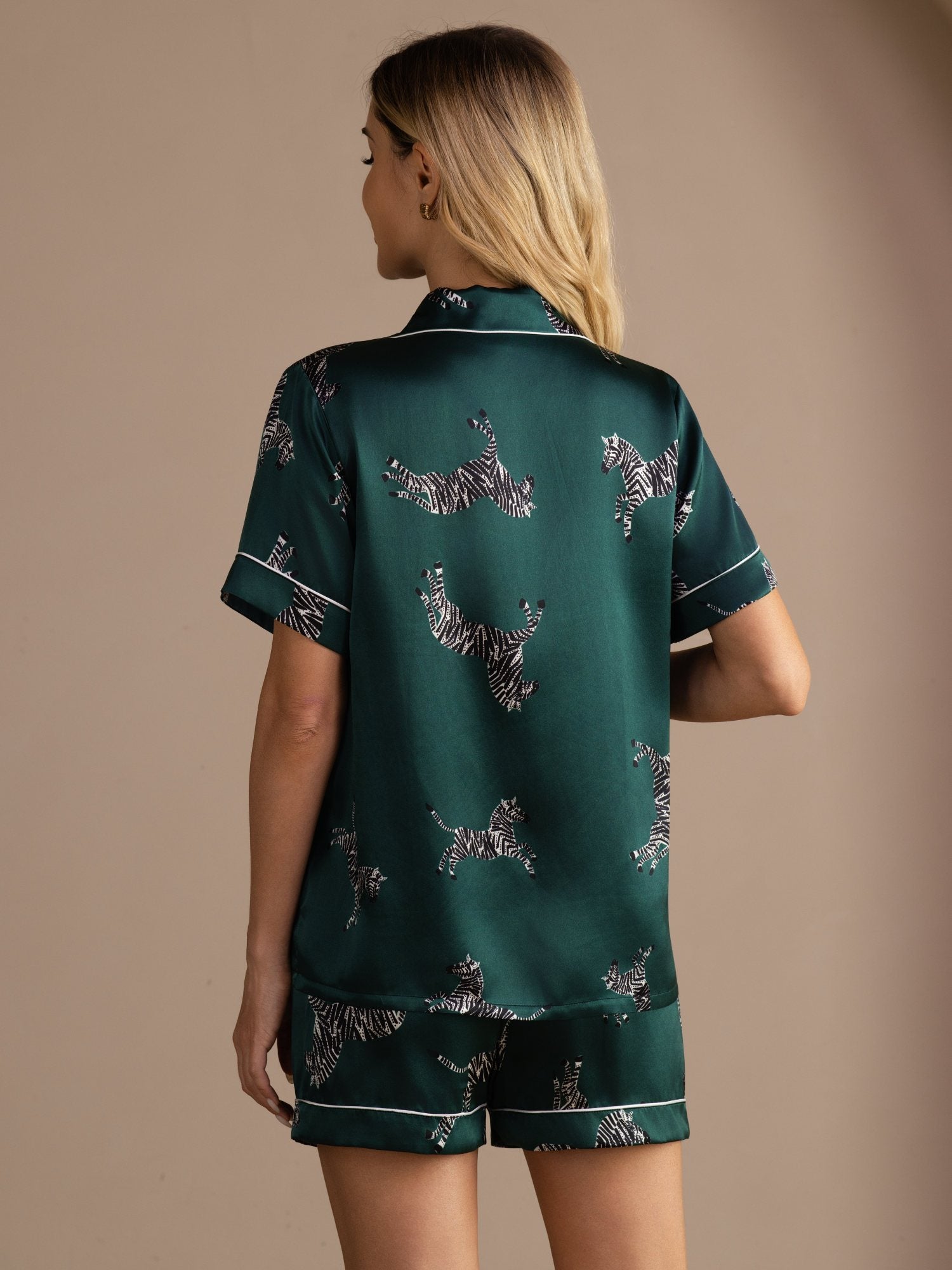 [Smaragd Zebra] SilkSilky-NO Short Sleeve Lapel Collar Pyjamas for Kvinner 002