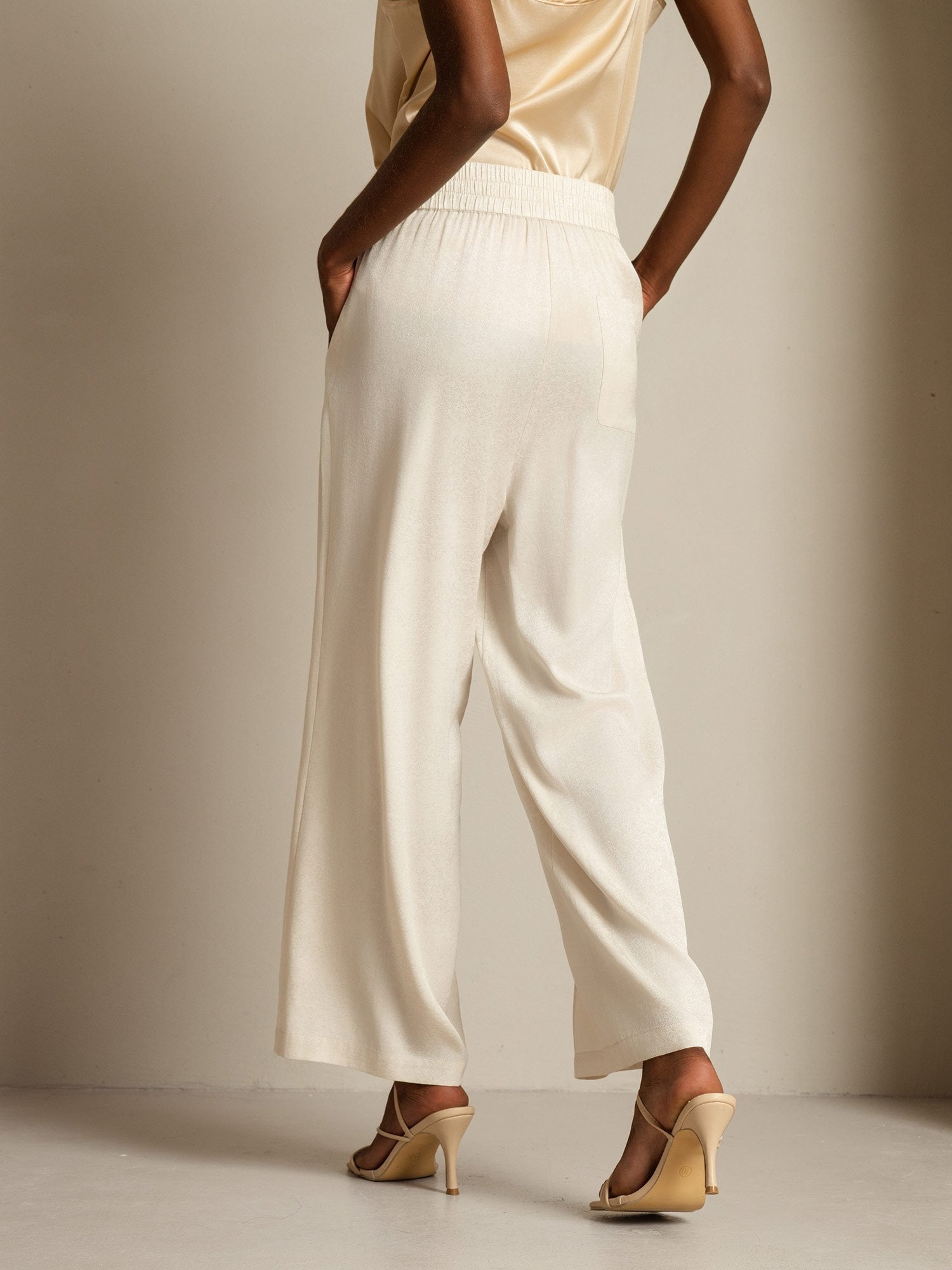 [Beige] SilkSilky-NO 22Momme Silke Womens Pants 002
