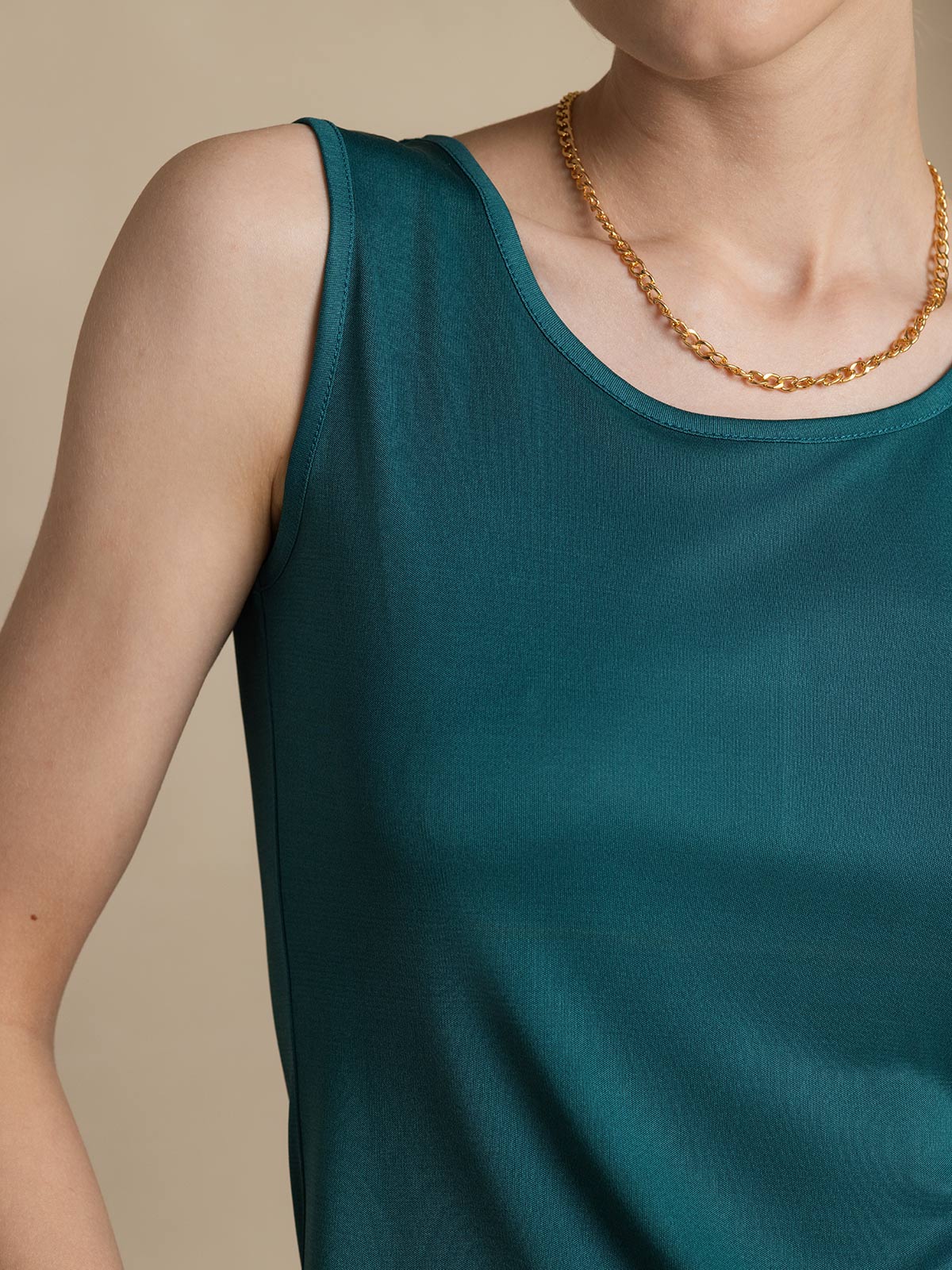 [Mørk Grønn] SilkSilky-NO Silk Knitted Sleeveless Round Neck T-skjorte for Kvinner 007