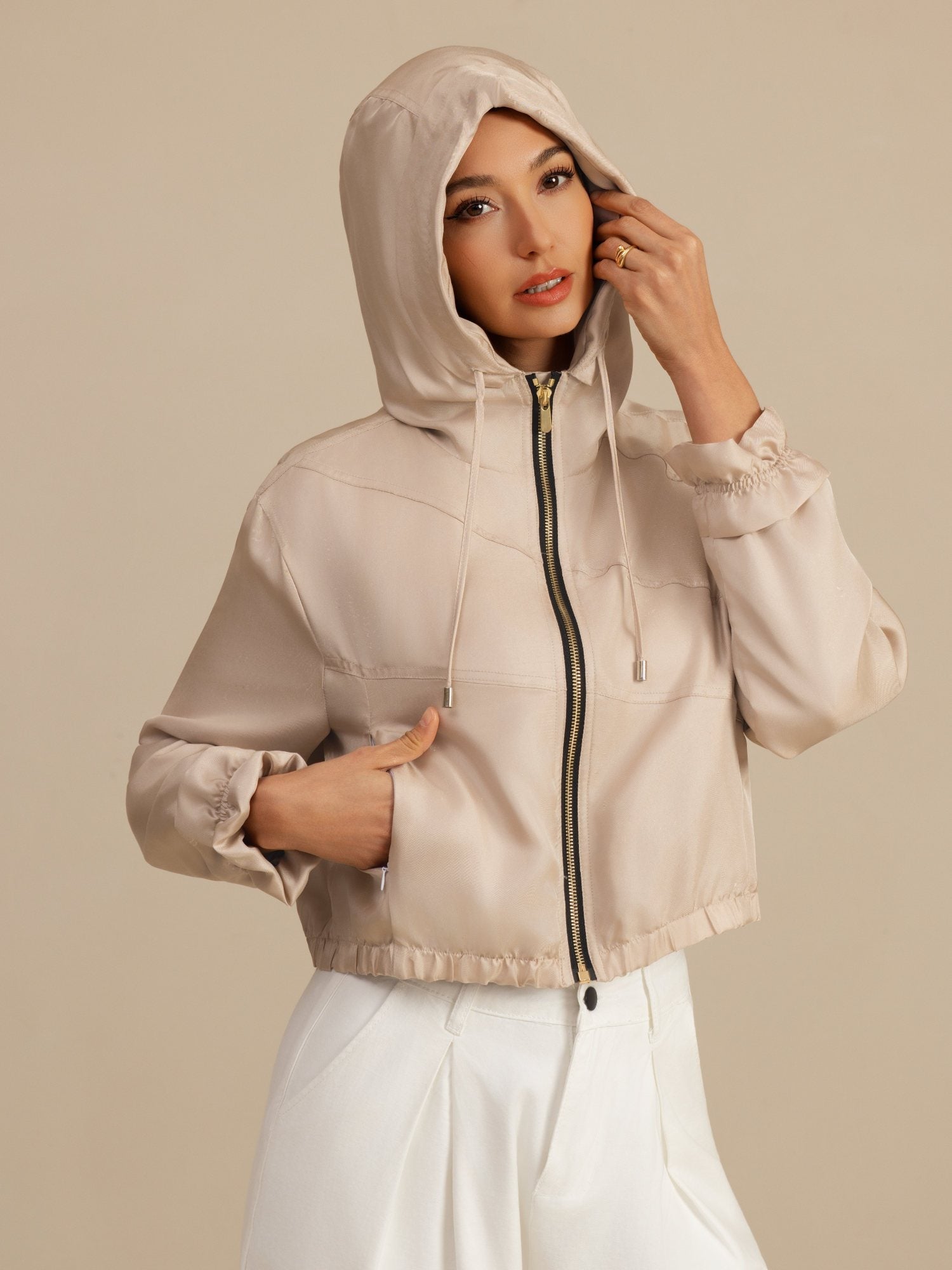 [Tan] SilkSilky-NO 18Momme Langermet Høy Hals Yttertøy for Kvinner 001