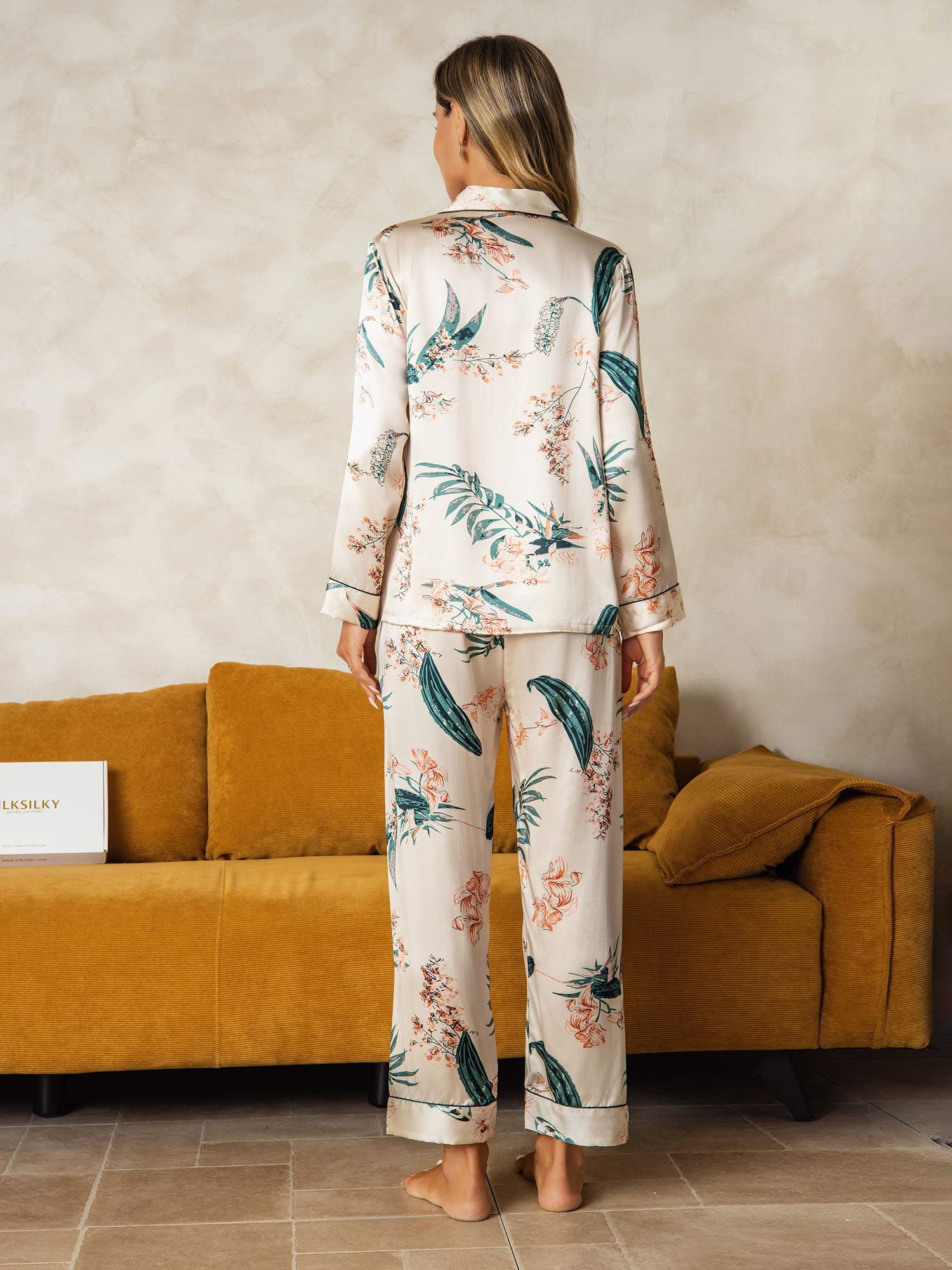 [Elfenbein] SilkSilky-NO Womens Pajamas 002