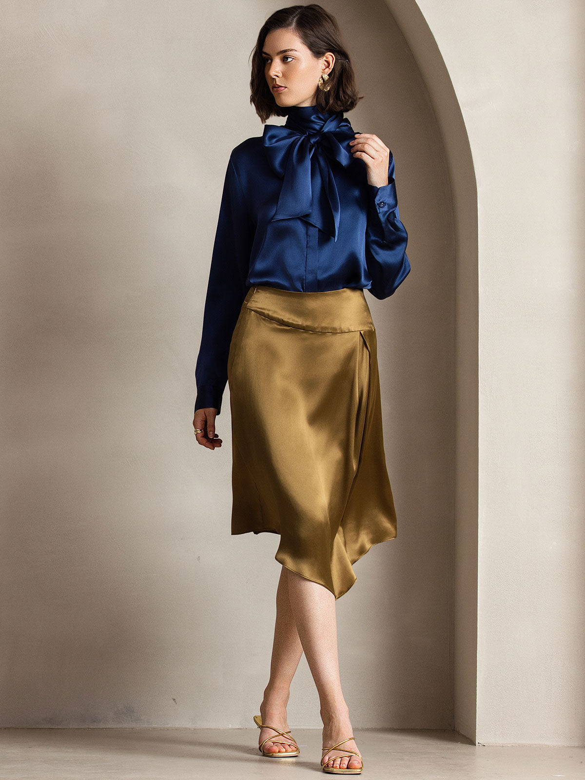 [Mørke blå] SilkSilky-NO 19Momme Silke Long Sleeve Tie Neck Skjorte for Kvinner 007