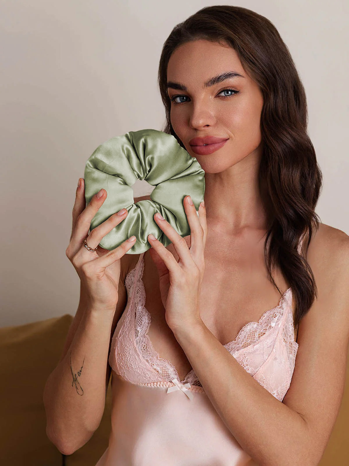 [Lysegrønn] SilkSilky-NO Silke Scrunchie 004