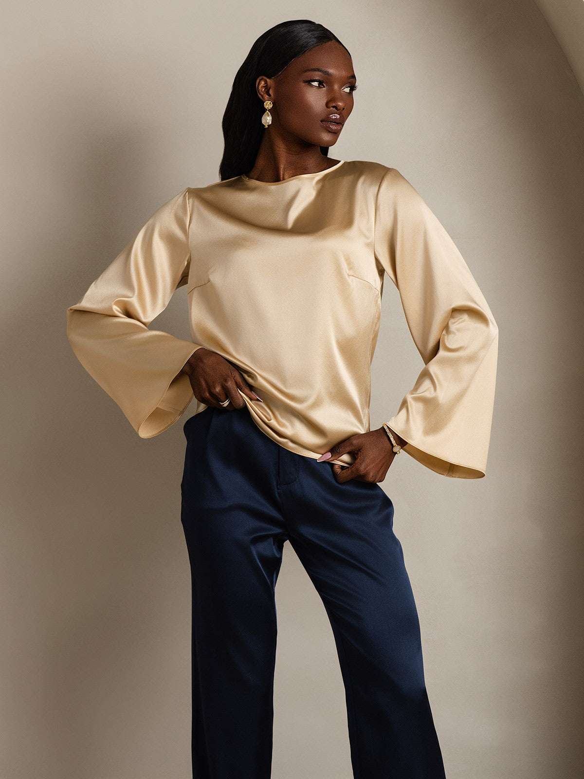 [Champagne] SilkSilky-NO 19Momme Silke Womens T-Shirt 004