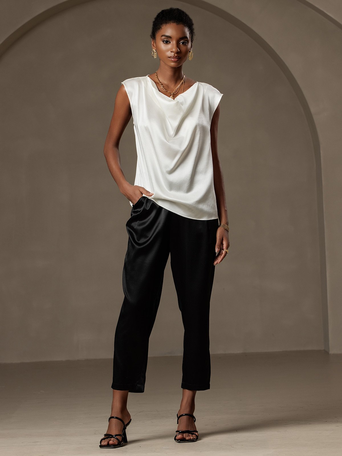 [Hvit] SilkSilky-NO 19Momme Silke Cowl Neck T-skjorte for Kvinner 004