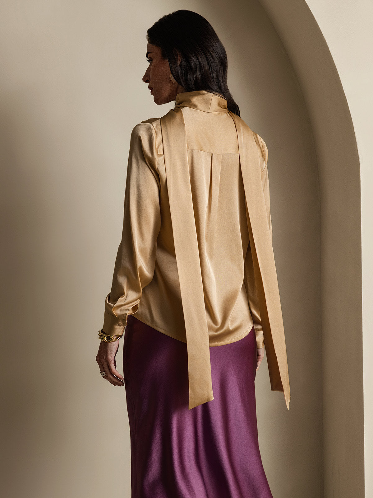 [Champagne] SilkSilky-NO 19Momme Silke Long Sleeve Tie Neck Skjorte for Kvinner 002
