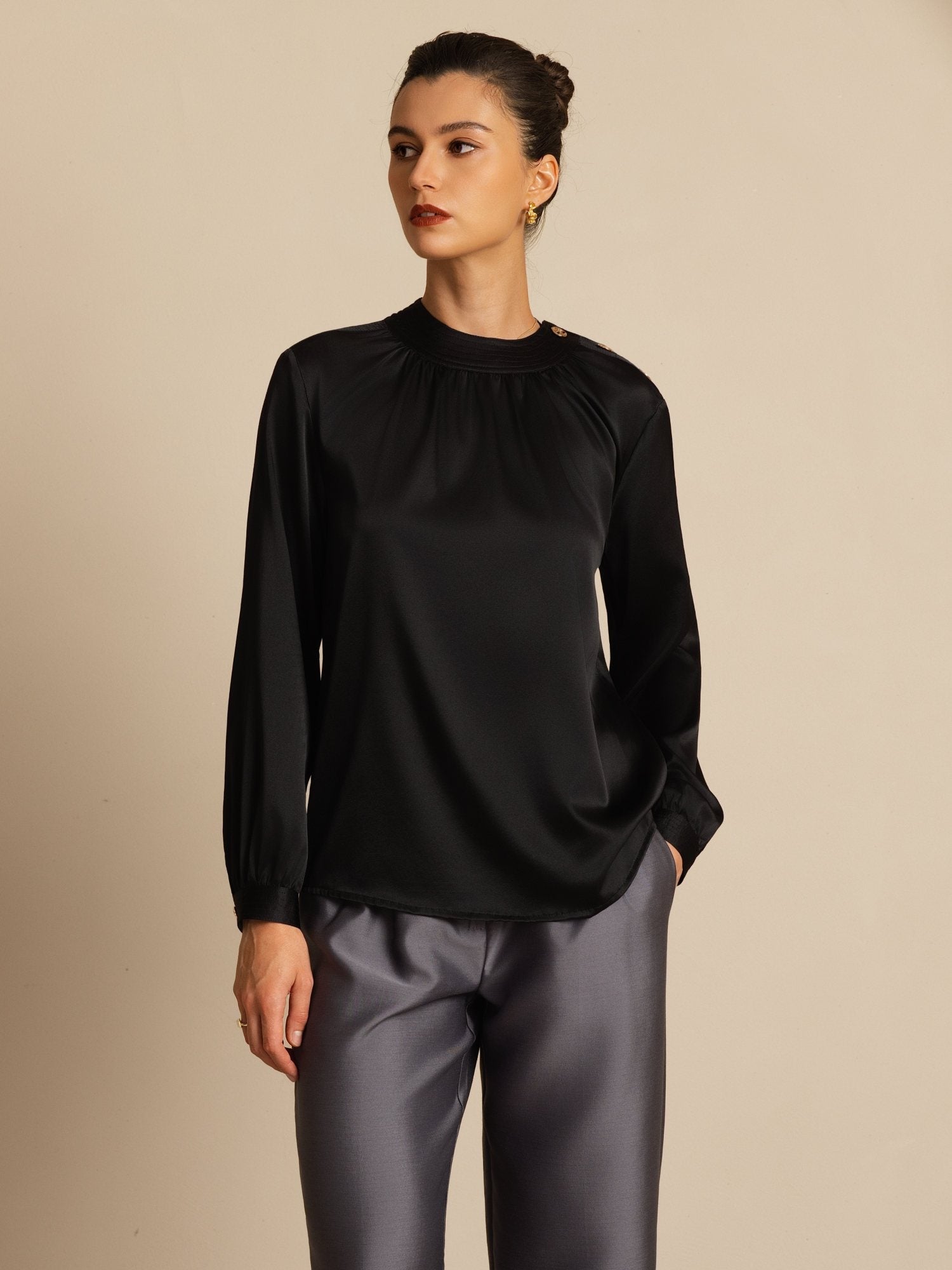 [Svart] SilkSilky-NO 19Momme Silke Langermet Rund Hals Bluse 004