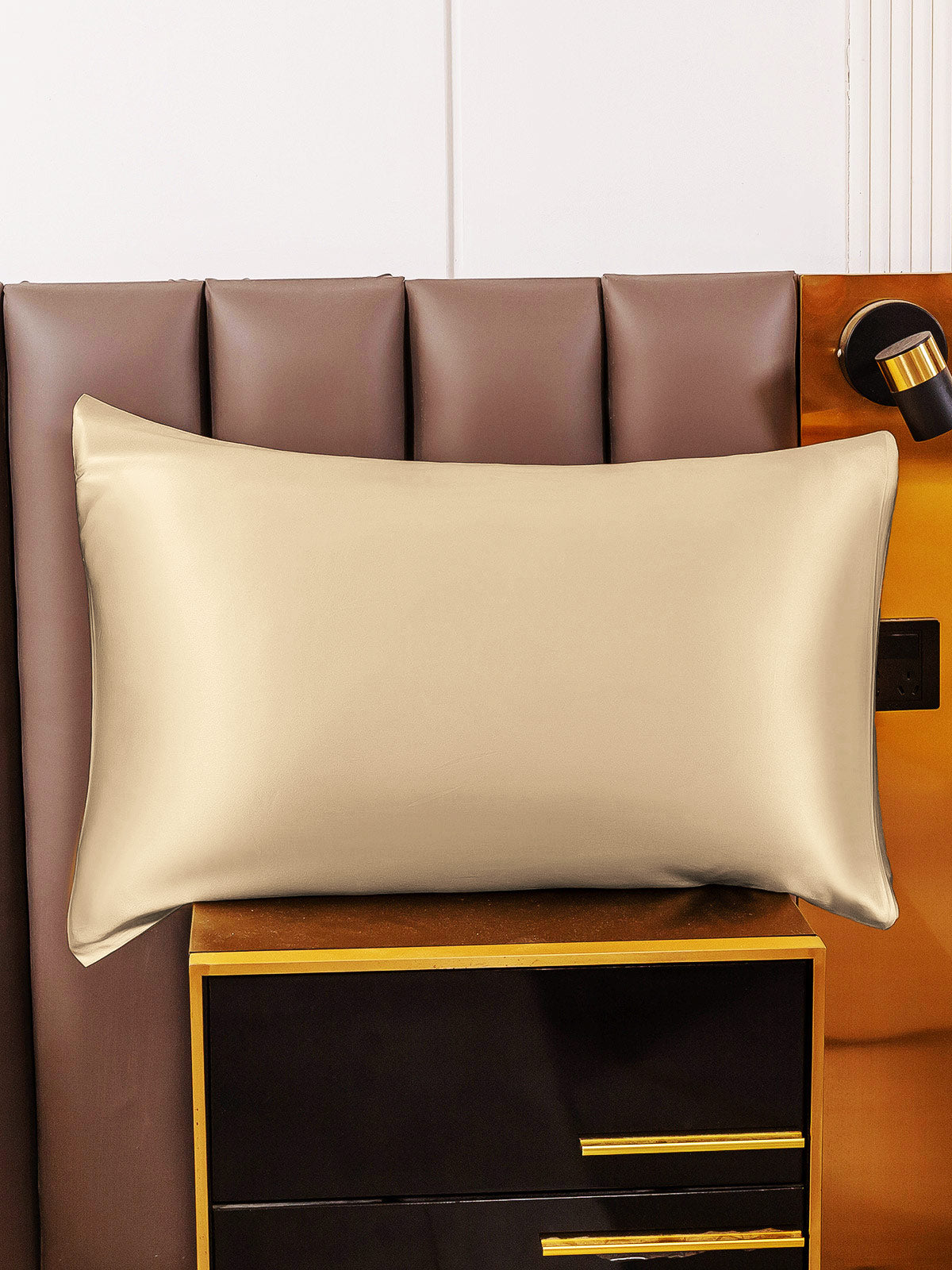 [Beige] SilkSilky-NO 22Momme Pillowcase 001
