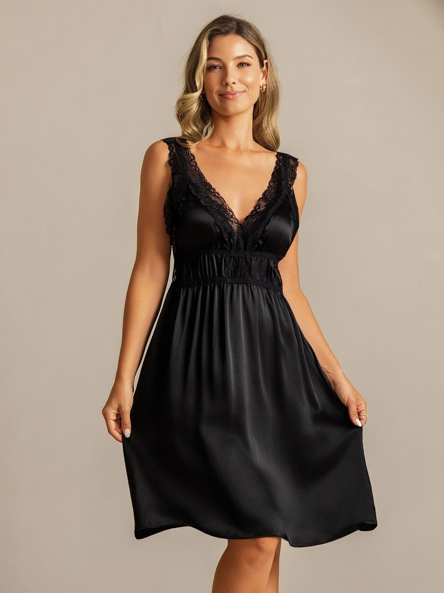[Svart] SilkSilky-NO Sleeveless Deep V Neck Nattkjole 003