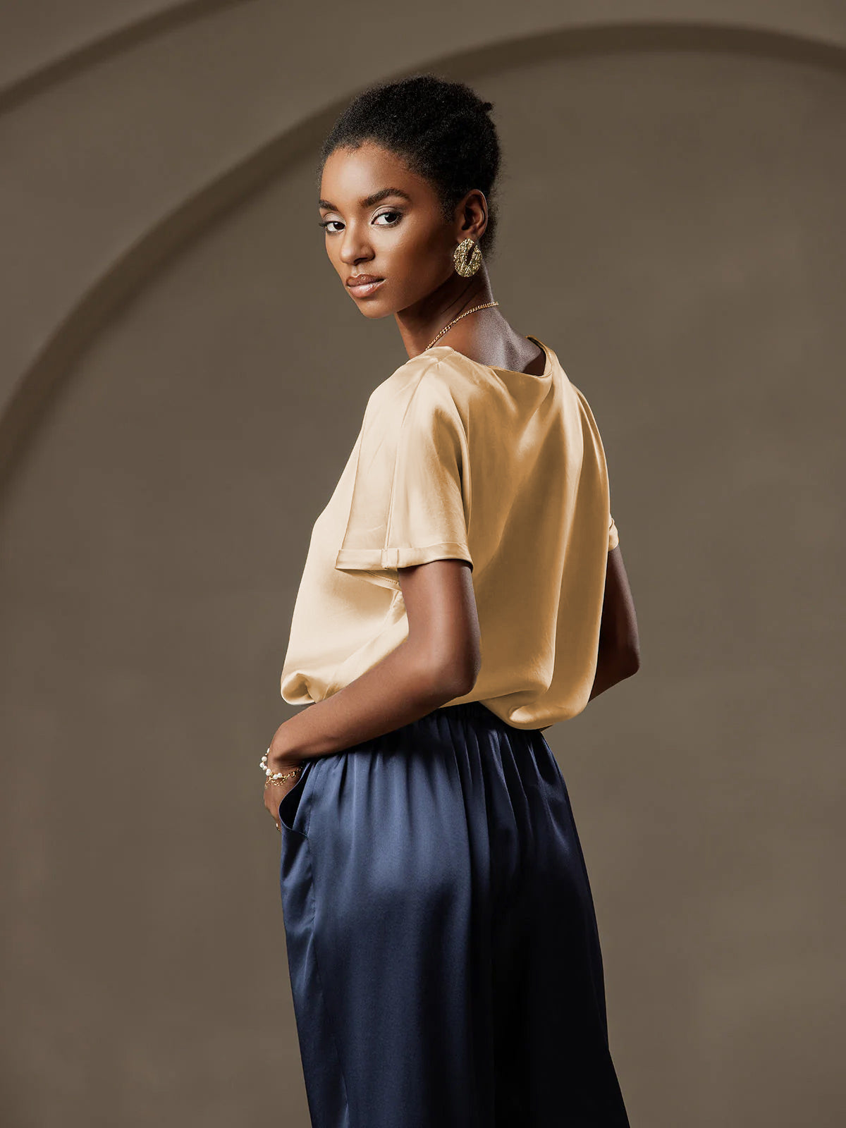 [Champagne] SilkSilky-NO 19Momme Silke Womens T-Shirt 011