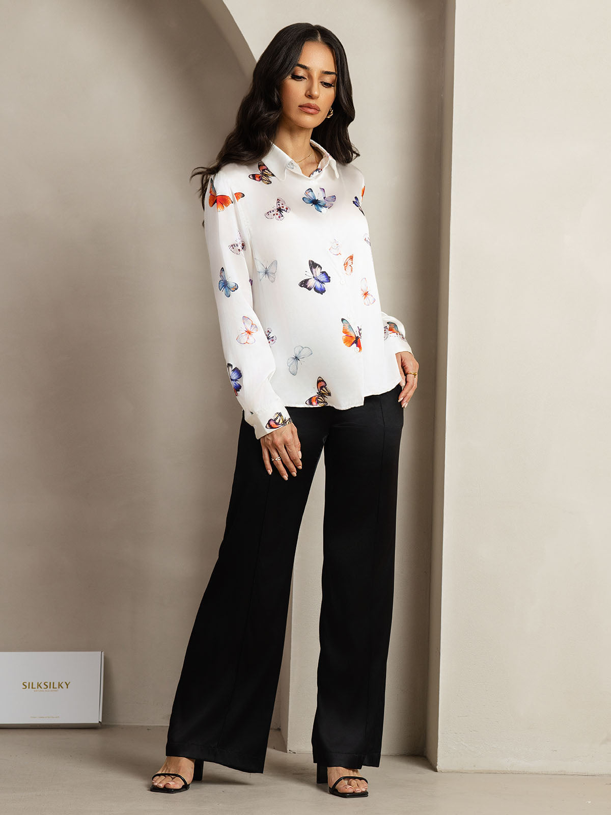 [Hvit Sommerfugl] SilkSilky-NO Silke Lapel Collar Skjorte for Kvinner 007
