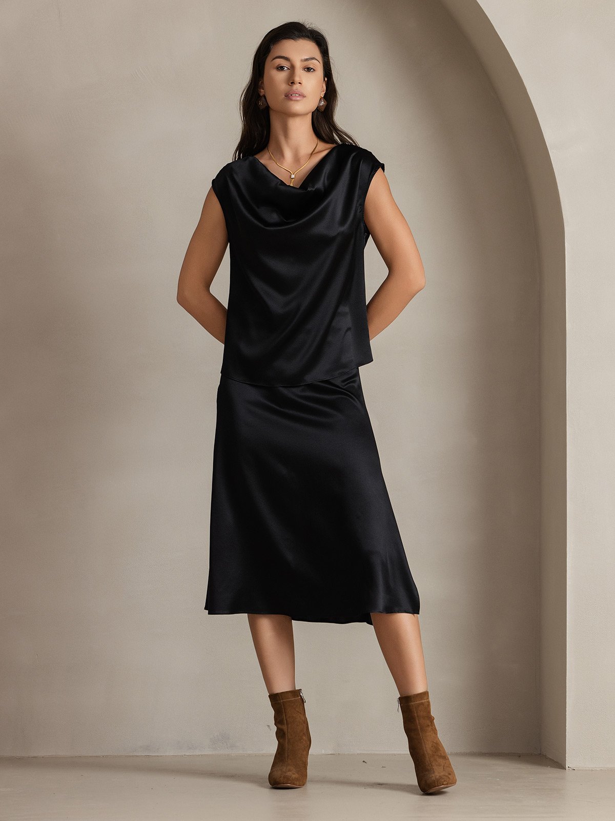 [Svart] SilkSilky-NO 19Momme Silke Cowl Neck T-skjorte for Kvinner 005