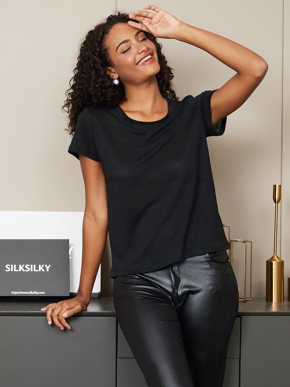 SilkSilky-NO Womens T-Shirt Svart 004