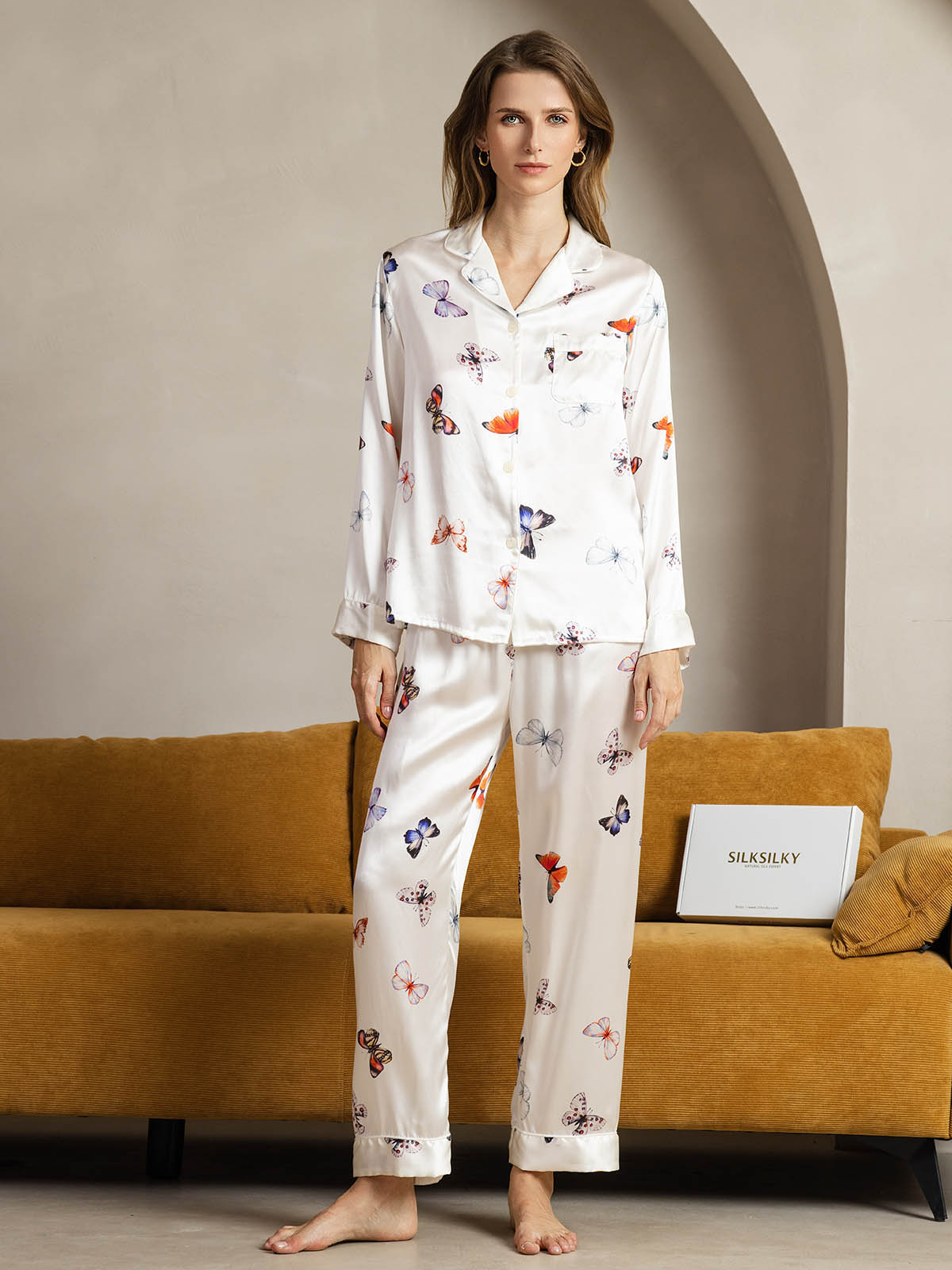 [Hvit Sommerfugl] SilkSilky-NO Womens Pajamas 001