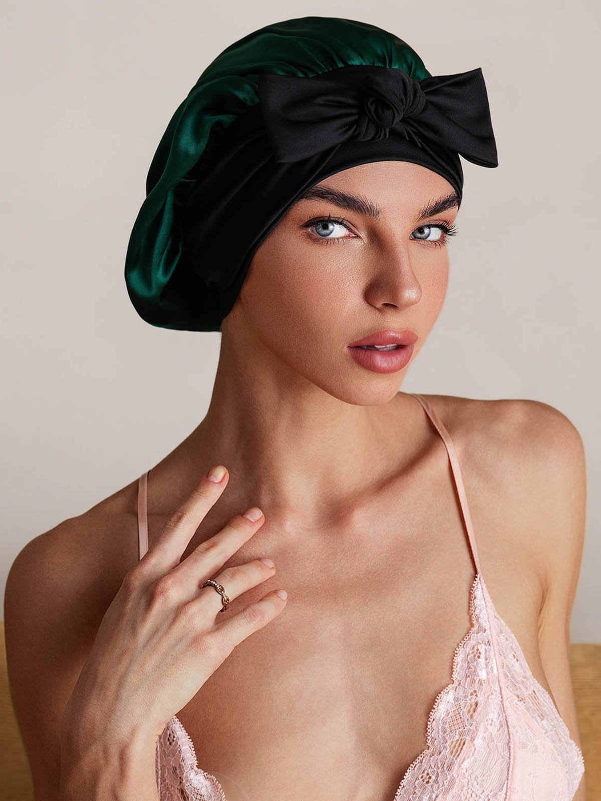 SilkSilky-NO Silke Sleep Cap MørkGrønn 004