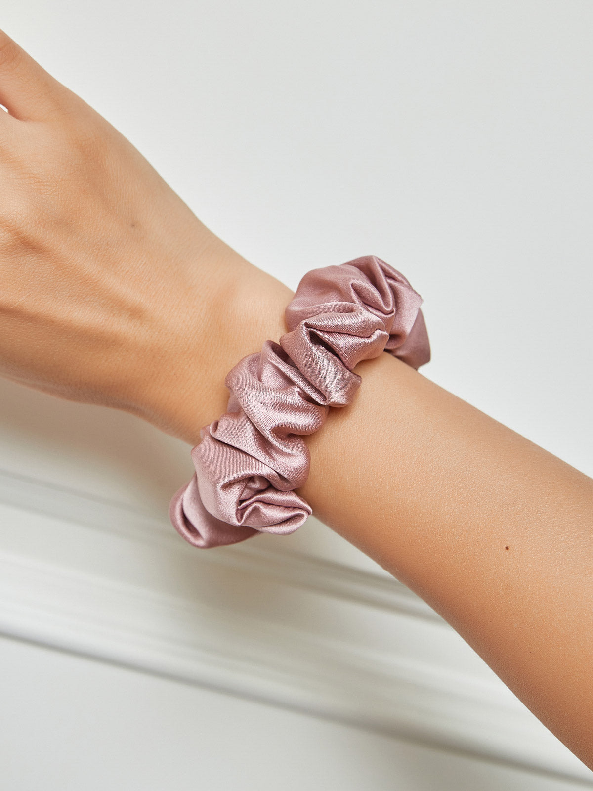 [Blek Mauve] SilkSilky-NO 19Momme Scrunchie 001