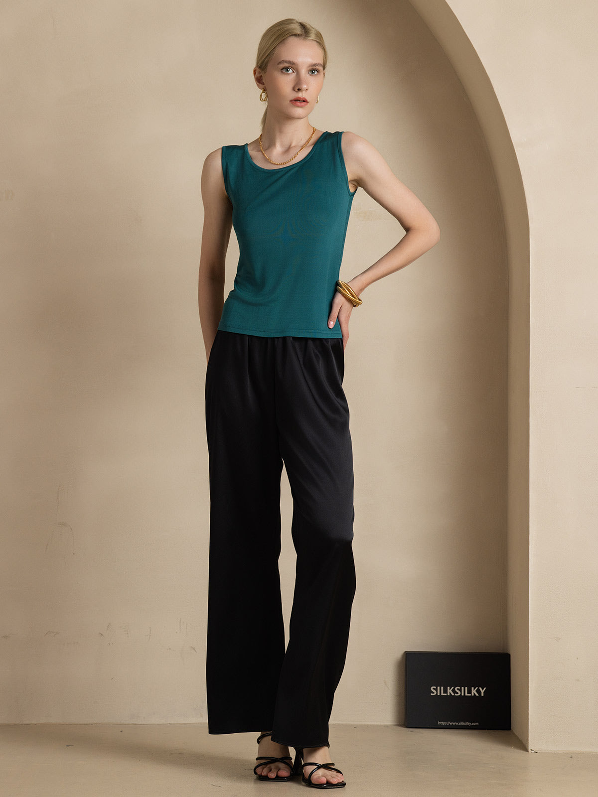 [Mørk Grønn] SilkSilky-NO Silk Knitted Sleeveless Round Neck T-skjorte for Kvinner 005