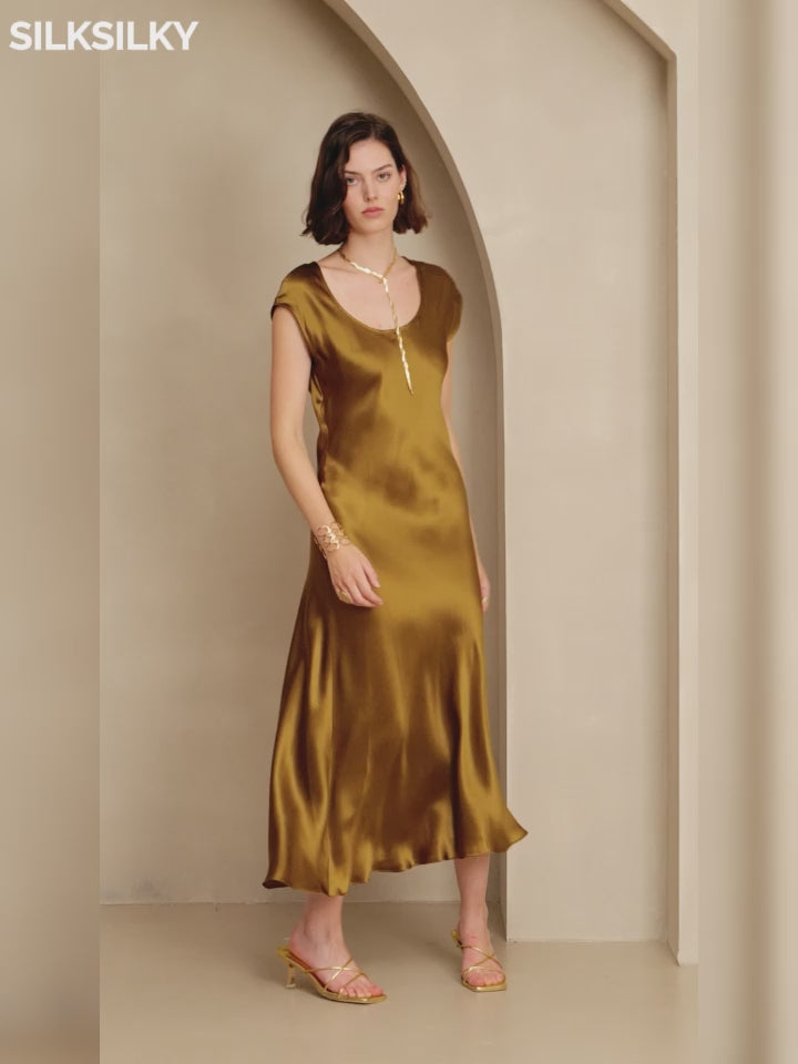 SilkSilky-NO 19Momme Silke Dress video 001