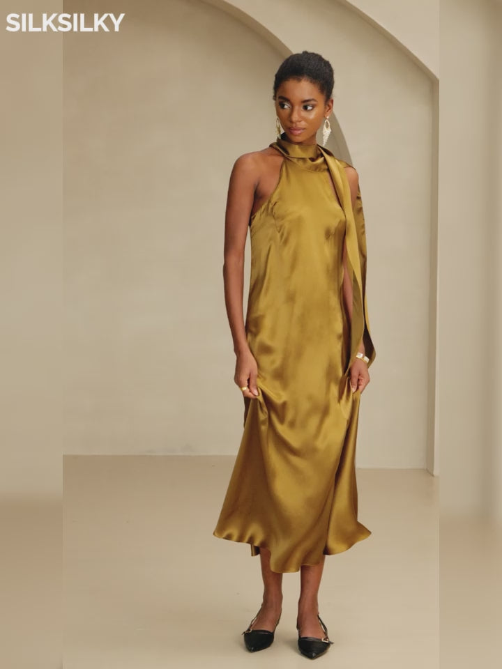 SilkSilky-NO 19Momme Silke Sleeveless Tie Neck Kjole-video-001