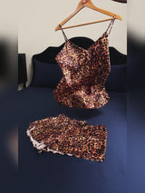 SilkSilky-NO Spaghetti Strap V Neck Camisole sett video 001