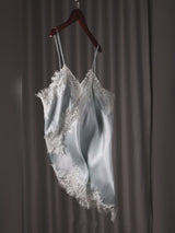 SilkSilky-NO Spaghetti Strap V Neck Camisole Topp video 001