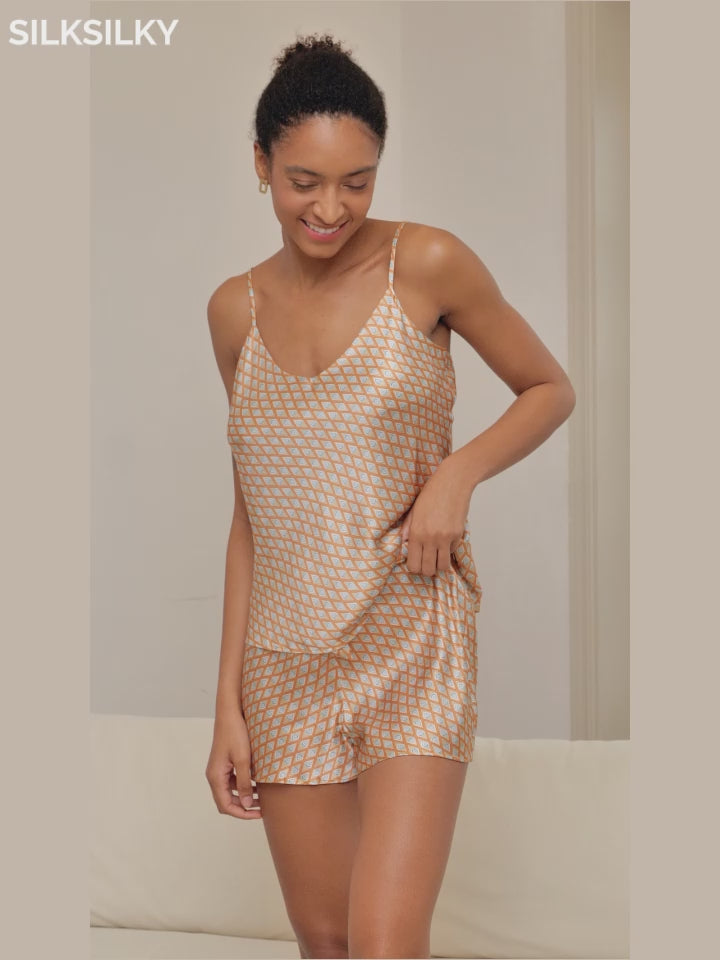 SilkSilky-NO 19Momme V-Hals Camisole sett video 001