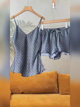 SilkSilky-NO Spaghetti Strap V Neck Camisole sett video 001