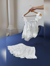 SilkSilky-NO Sleeveless Square Neck Camisole sett video 001