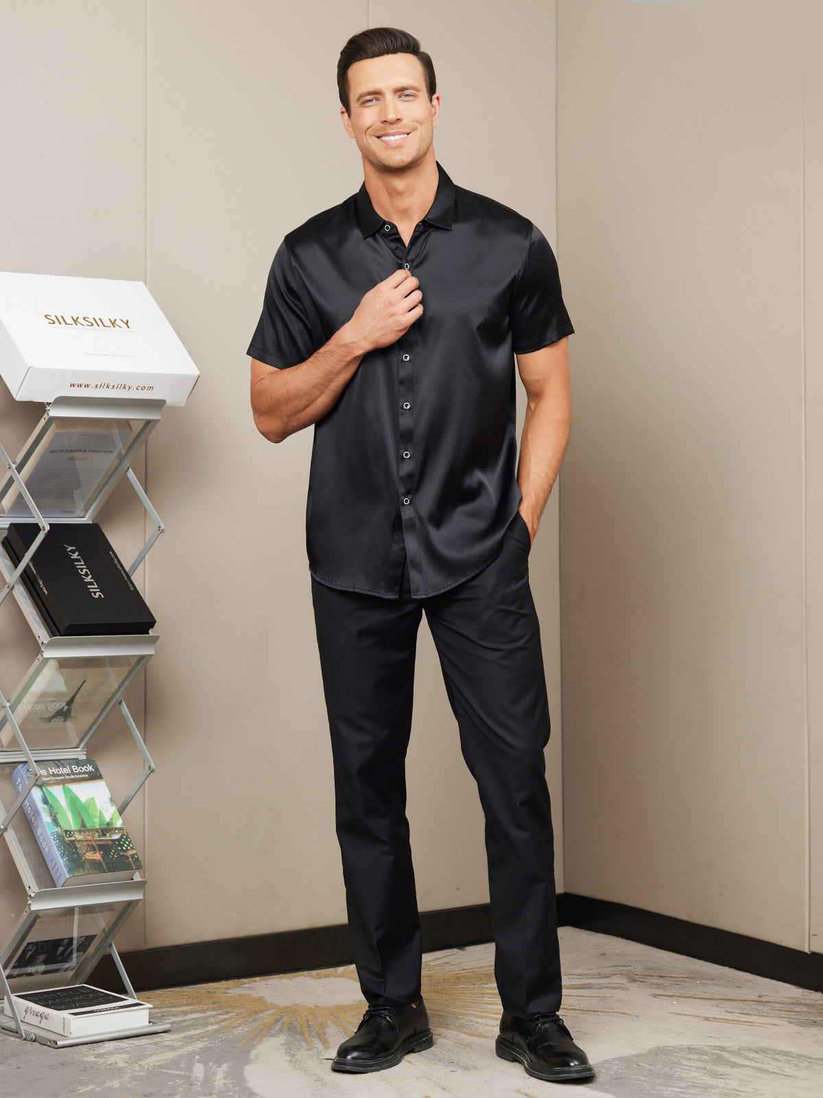 [Svart] SilkSilky-NO Silke Short Sleeve Collar Skjorte for Menn 007